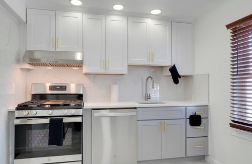 South Louisville Apartment | Walk to Churchill Downs: Louisville Apartment!