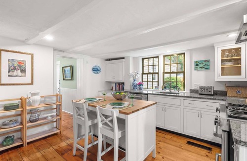 Yarmouth Port House | Walk to Dennis Pond, Short Drive to Beach, AC!