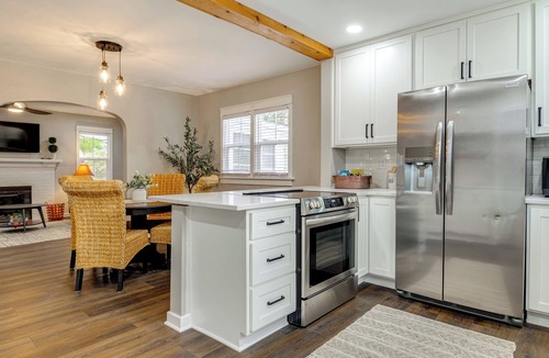 Frankfort House | Walk to Downtown Frankfort: Patio, Firepit & More!