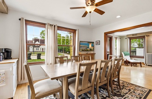 Sturgeon Bay House | Walk to Downtown Sturgeon Bay! Large Home + Yard