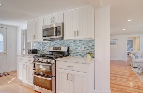 Northwest Harwich House | Walk to Earle Rd Beach, Incredible Patio!