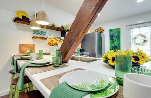 Hammondsport Apartment | Walk to Eats: New Boho Hammondsport Apt w/Pool!