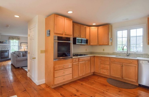 Chatham House | Walk to Main St and Oyster Pond in Chatham!