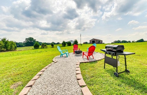 Brownsville Apartment | Walk to Mammoth Cave! Quiet Studio w/Fire Pit