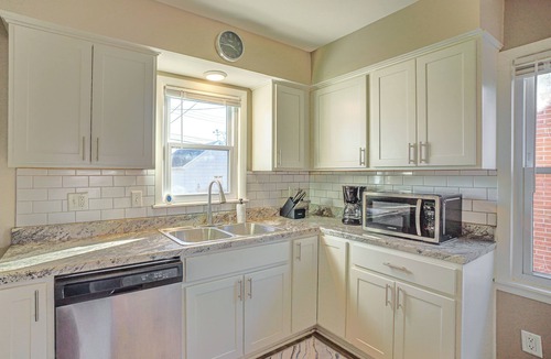 Milwaukee House | Walk to Parks + Bunzel's Market: Milwaukee Home!