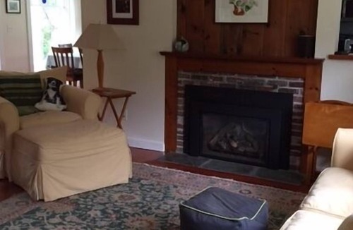 East Dennis House | Walk to Sesuit Harbor and Harborview Beach