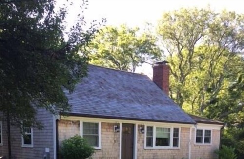 East Dennis House | Walk to Sesuit Harbor and Harborview Beach