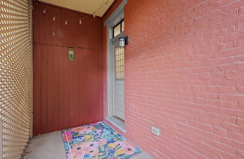 Manchester House | Walk to Stadiums. Good for Groups! 4+ Parking spots.