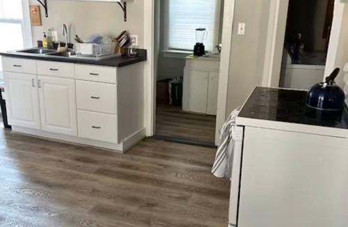 Brunswick House | Walk to Town 4BR, 200yr old home! #1