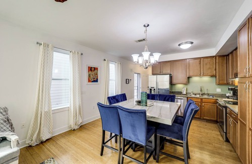Mount Auburn House | Walk to UC & Hospitals! Cincy Home w/Patio
