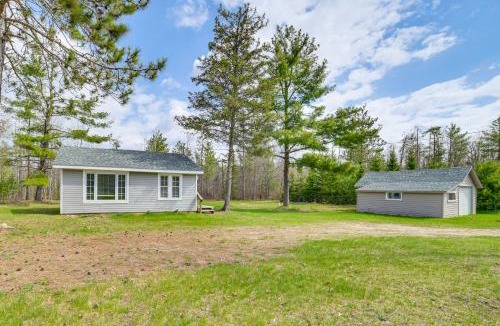 Lewiston House | Walk to West Twin Lake: Remote Retreat w/Yard
