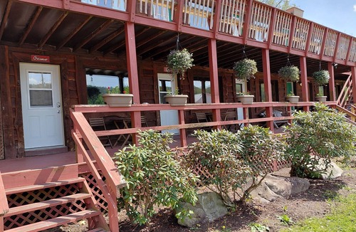 Ohiopyle House | Walk to White Water Rafting & Ohiopyle Falls