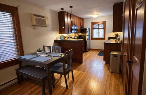 Ecco Condo | Walkable Uptown Condo, 2 bedroom with bidet