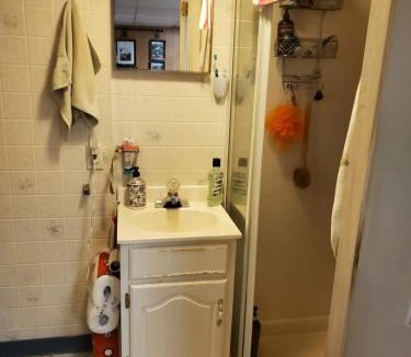 Revere Apartment | Walking distance to Wonderland Train Station