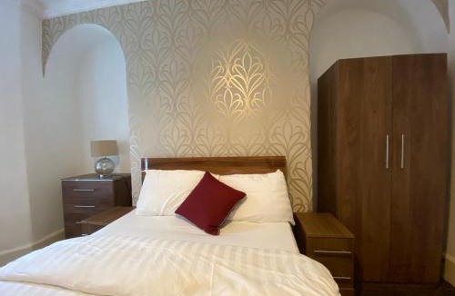 Heaton Apartment | Warwick Street Professional Lets