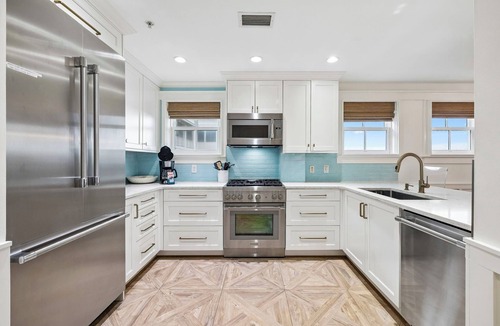 Gulf District Condo | Watercolor Condo w/Exclusive Pool Access