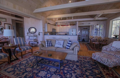 Southport House | Waterfont Southport, Maine Cottage - Beautifully appointed 3-bedroom getaway