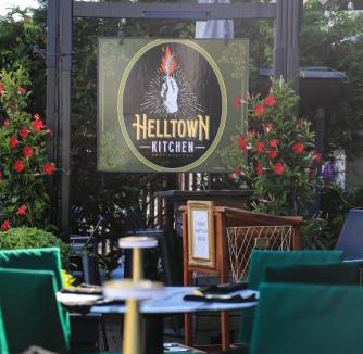 Commercial Street Hotel | Waterford Inn Provincetown