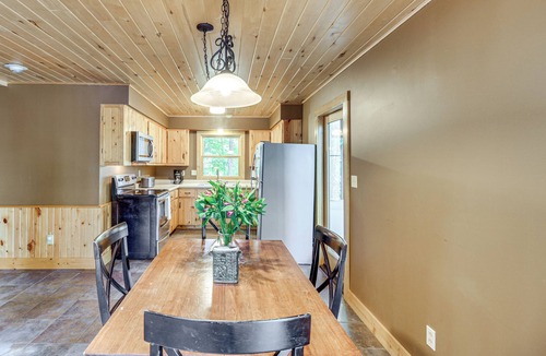 Bovey Cabin | Waterfront Cabin on Trout Lake w/Private Dock!