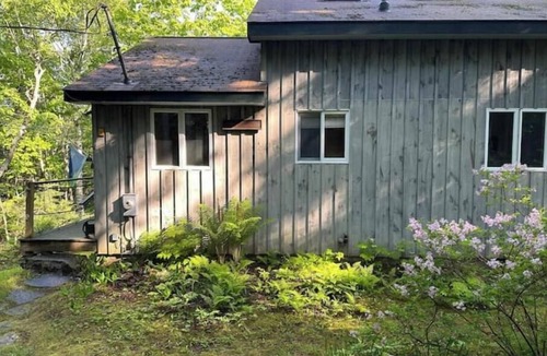 Saint George Cottage | Waterfront Cottage on Private Cove in Tenants Harbor w 2+ bedrooms and 2 baths.