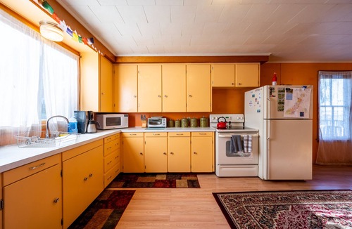 Sturgeon Bay Cottage | Waterfront cottage 3bdrm