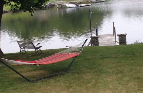 Charlestown House | Waterfront Cottage With Beautiful Views! Bring Your Kayak!