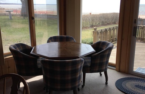 Caseville Cottage | Waterfront cottage with amazing sunsets
