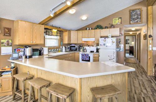 Friendship House | Waterfront Friendship Home w/Private Pier!