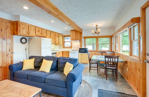 Gray House | Waterfront Gray Home w/Furnished Deck & Fire Pit!