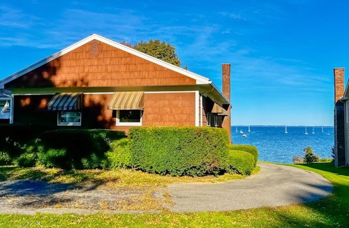 Owls Head House | Waterfront home with beautiful bay views - near shops & dining
