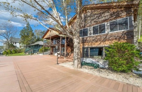 Winchester House | Waterfront House & Guest House Available in Winchester, CT!