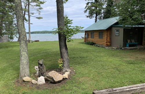Williamsburg House | Waterfront log home on Elk Lake with dock and mooring, window A/C. Dog ok.