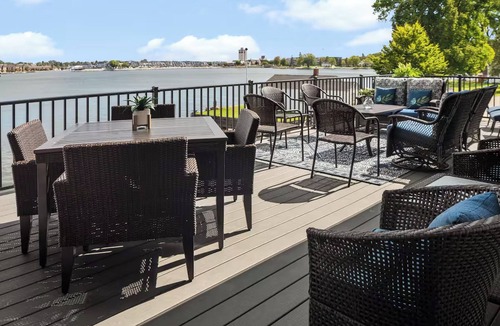 Sturgeon Bay House | Waterfront oasis steps from downtown Sturgeon Bay!
