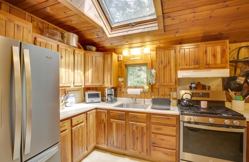 Raymond Cottage | Waterfront Raymond Vacation Rental w/Boat Dock!