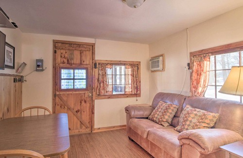 Menahga Cabin | Waterfront Resort Cabin on Twin Lakes!