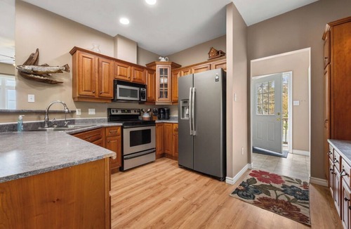 Franklin House | Waterfront Retreat 3BR/2BA on Taunton Bay. Located near Acadia National Park.