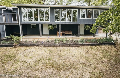 Leitchfield House | Waterfront retreat on Rough River Lake