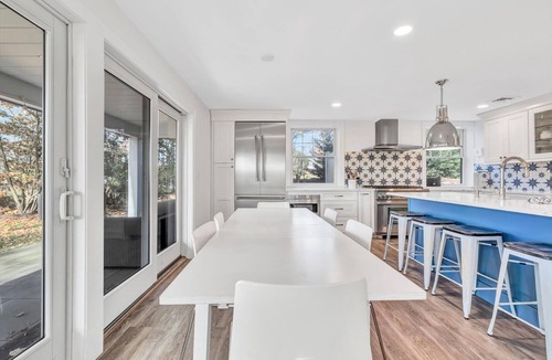 East Falmouth House | Waterfront Retreat with Private Dock and Fire Pit | Sleeps 8, Outdoor Dining, Spa-Style Primary, Chef’s Kitchen w/Dual Dishwashers, Gas Fireplace, River Views, Bright Open Layout, Central A/C, Perfect Coastal Escape for Families, 24 Hr Hospitality