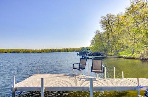 Aitkin House | Waterfront Spirit Lake Cabin w/Boat Rental!