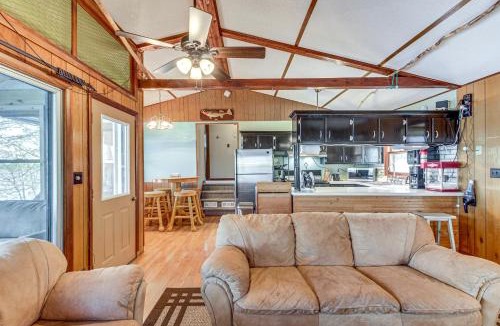 Aitkin House | Waterfront Spirit Lake Cabin w/Boat Rental!
