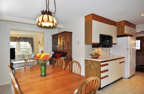 North Eastham House | Waterview, 4 BR, 100 Feet from Private Eastham Bayside Beach!