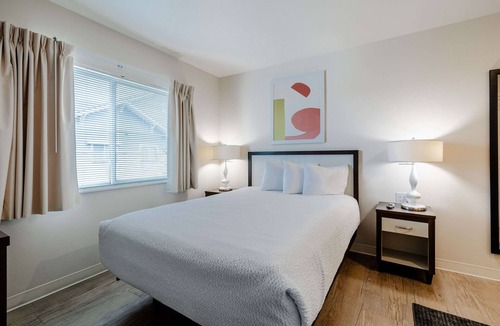 Wichita Hotel | WaterWalk Extended Stay by Wyndham Wichita