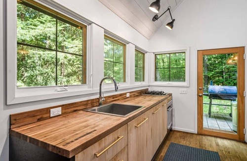 Lake Leelanau House | Wayfarer Tree House S