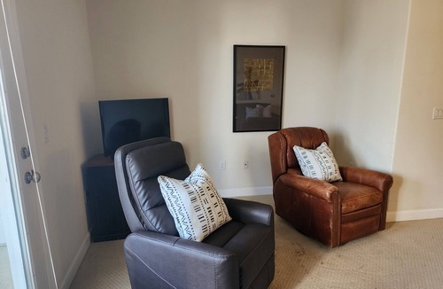 Overland Park Apartment | Welcome all coming to Kansas City for the World Cup!