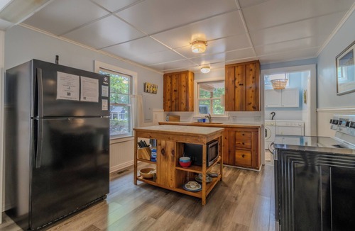 Mayfield Cottage | Welcome to The Cabin on Beautiful Spider Lake
