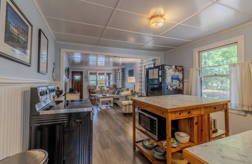 Mayfield Cottage | Welcome to The Cabin on Beautiful Spider Lake
