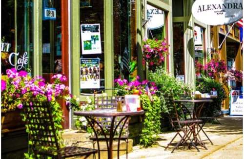 Ellicottville House | Welcome to the EVL Pink Chalet!