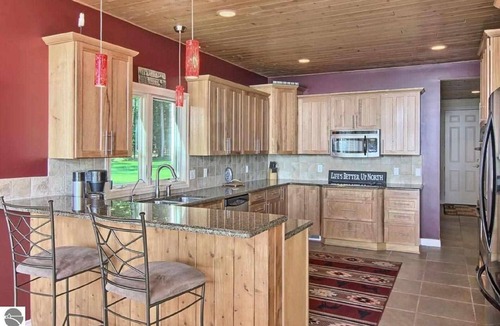 Williamsburg House | Welcome To Twin Palms A Beautiful Oasis On The Chain Of Lakes Near TC