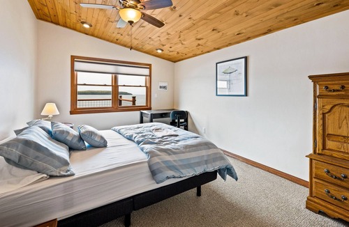 Gills Rock Condo | Welcome to your Happy Place!
