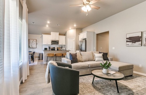 Edmond House | Welcoming Welling: A Family-Friendly Gated Getaway